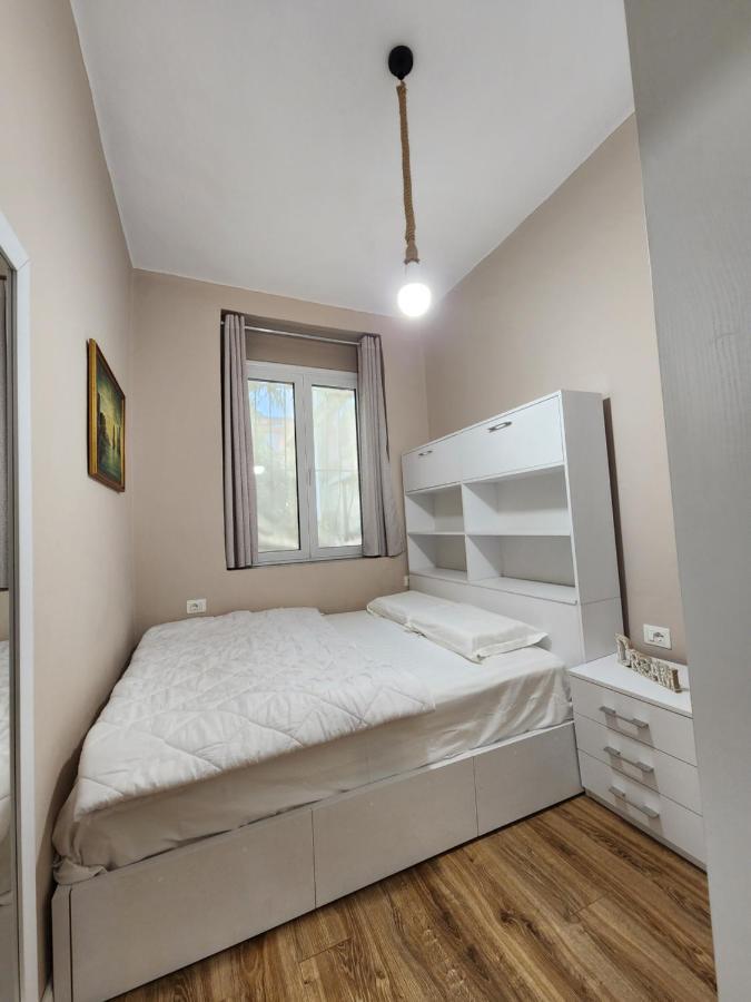 Appartamento Be My Guest Tirana Esterno foto